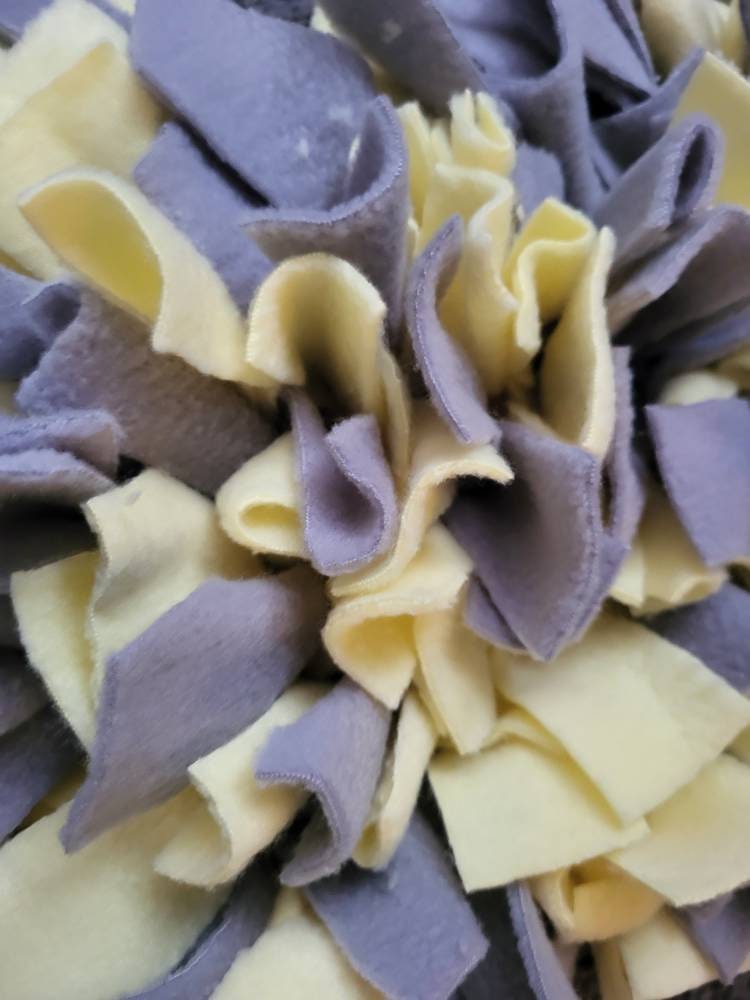 Lemon and Grey Snuffle Play Mat