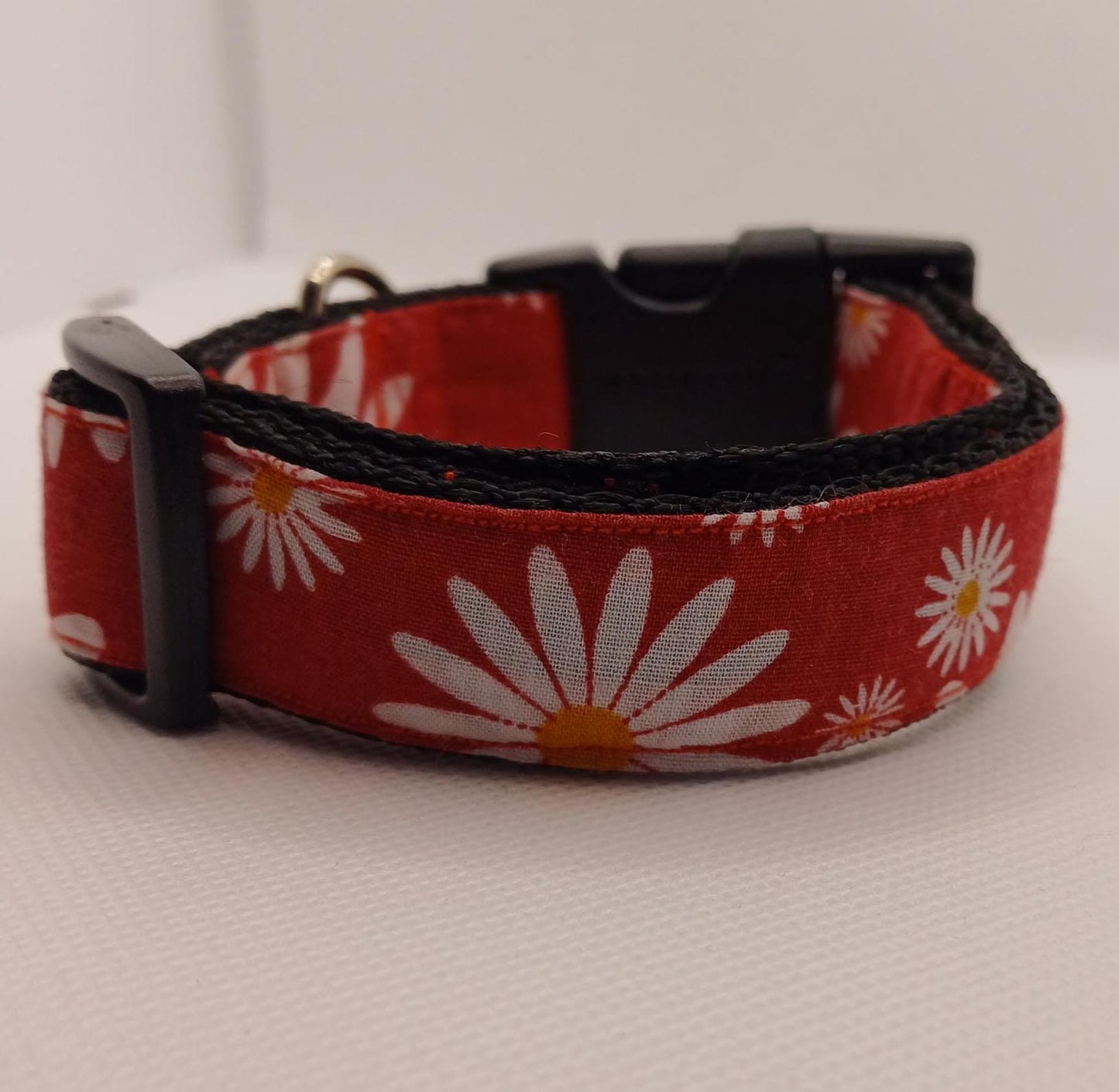 Daisy Collar