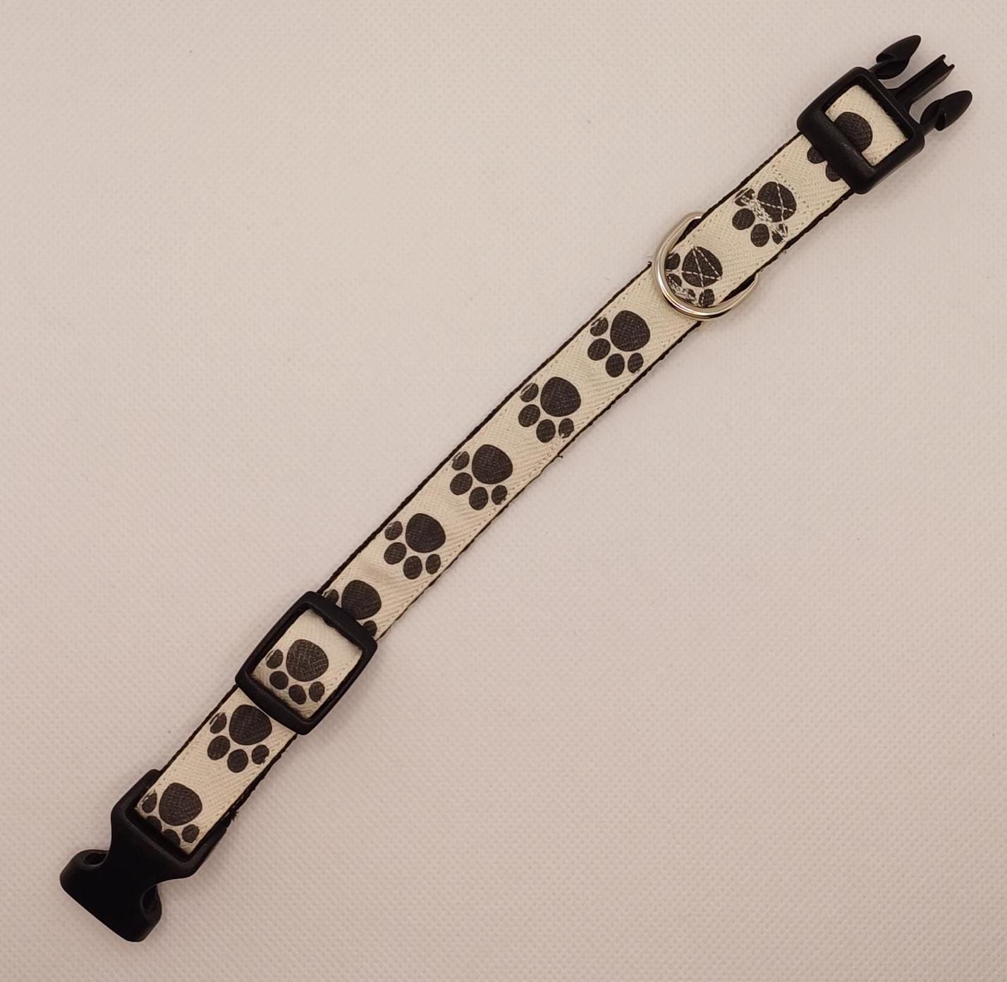 Paw Print Collar