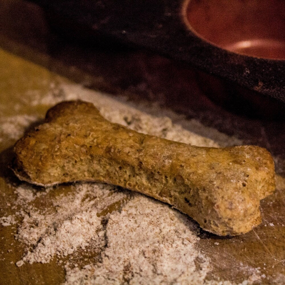 Our bone-shaped treats that are enhanced with the taste of peanut butter