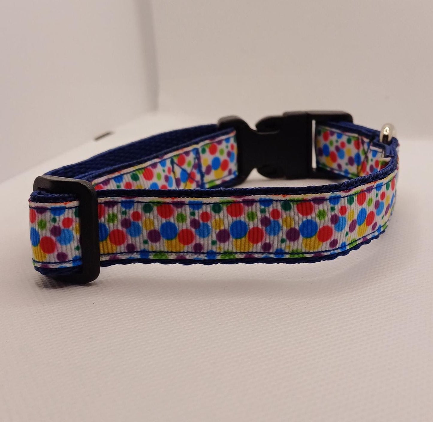 Polka-Dot Collar