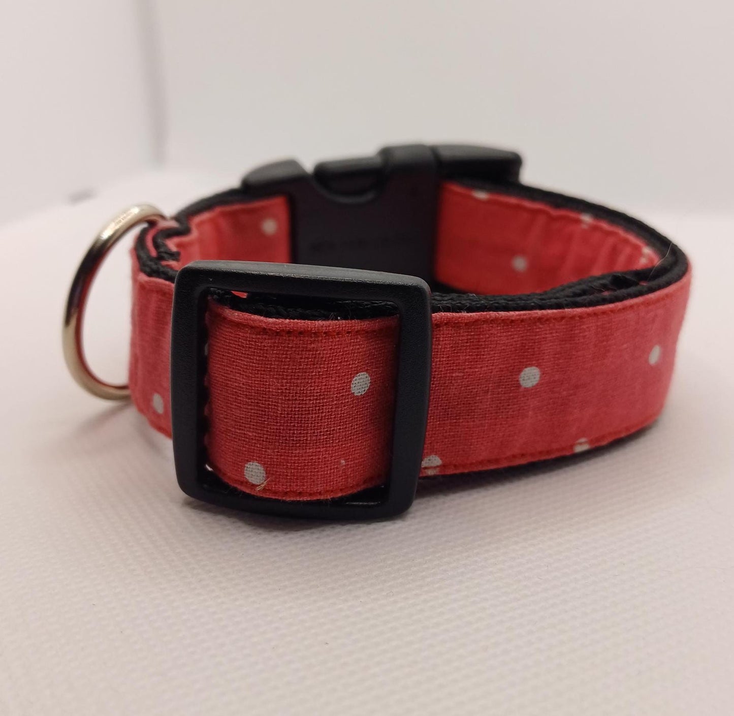 Spotty Collar