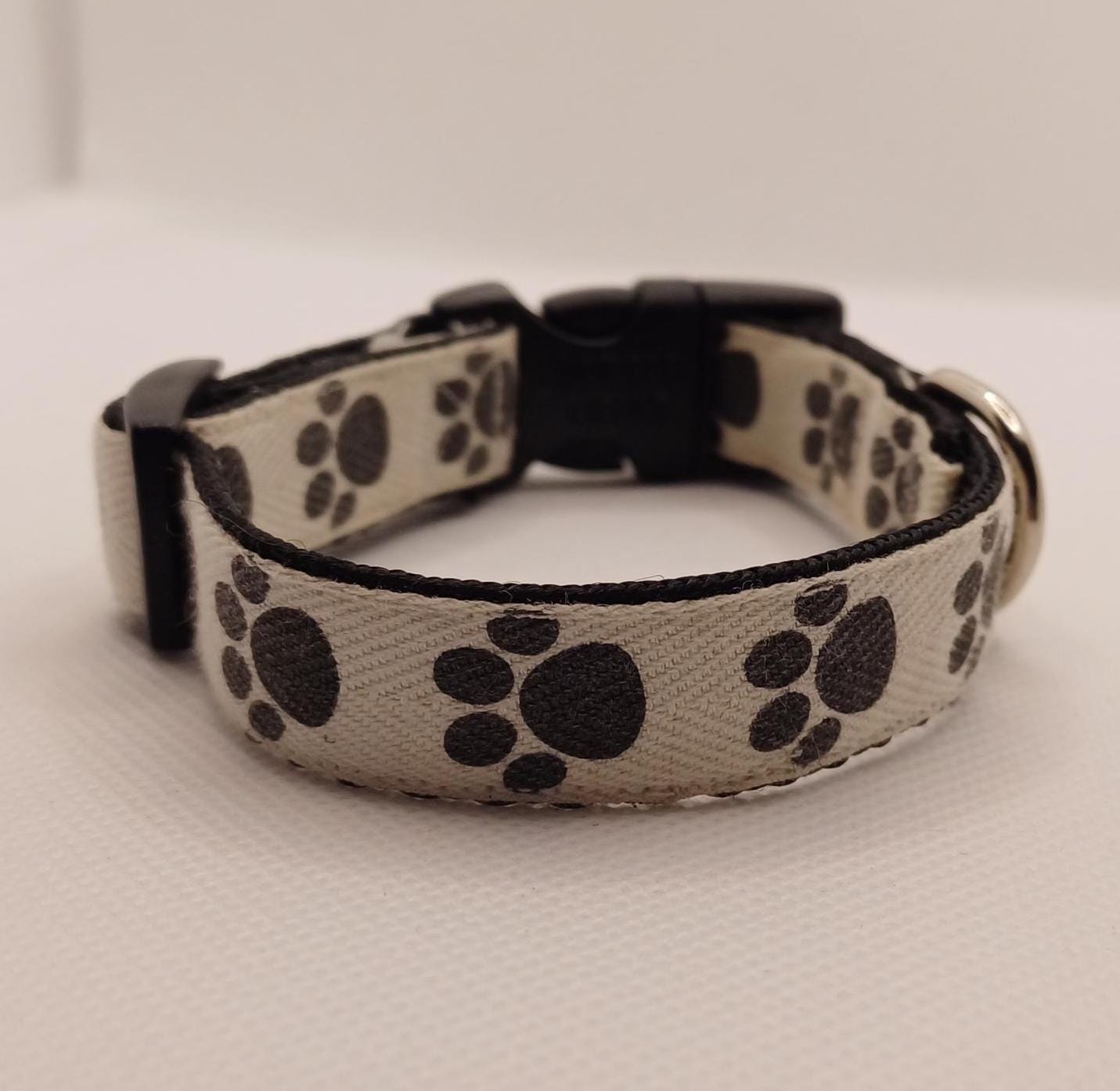 Paw Print Collar