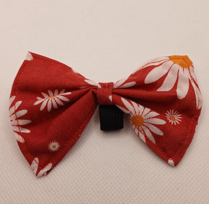 Daisy Bow Tie